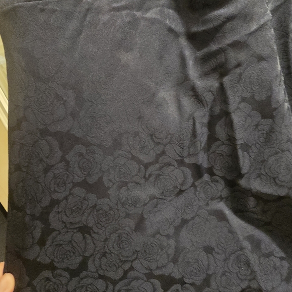 15 Lulu navy blue burnout evening gown. P2p 18 medium gorgeous evening gown. - Picture 9 of 9